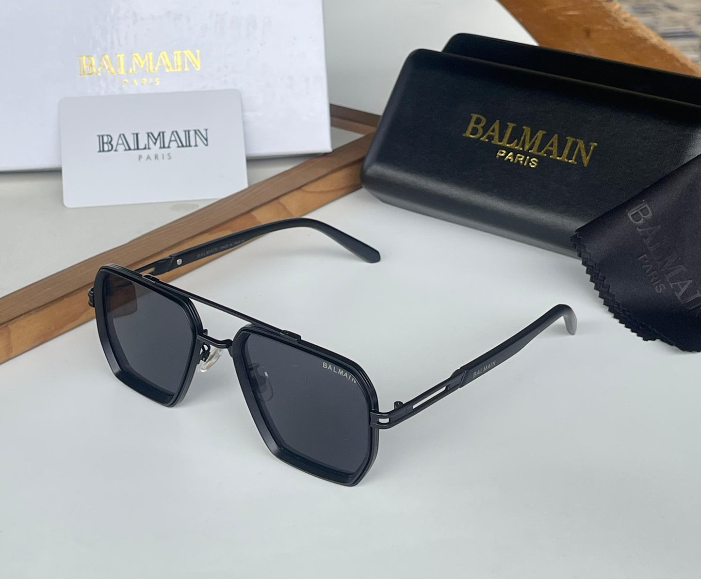 BALMAIN SUNGLASSES - UNISEX MODEL